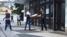 В Харьков привезли избирательные бюллетени (фото)