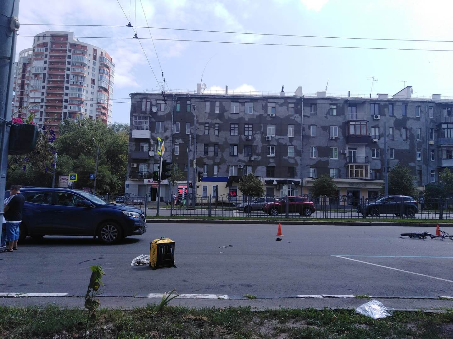 20-летний велосипедист, которого сбили в центре Харькова, скончался в больнице