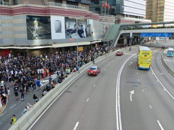 В Гонконге вновь начались массовые протесты