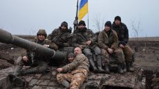 Сутки на Донбассе: украинский военный подорвался на мине