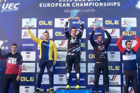Велогонщик из Купянска получил серебро на Чемпионате Европы