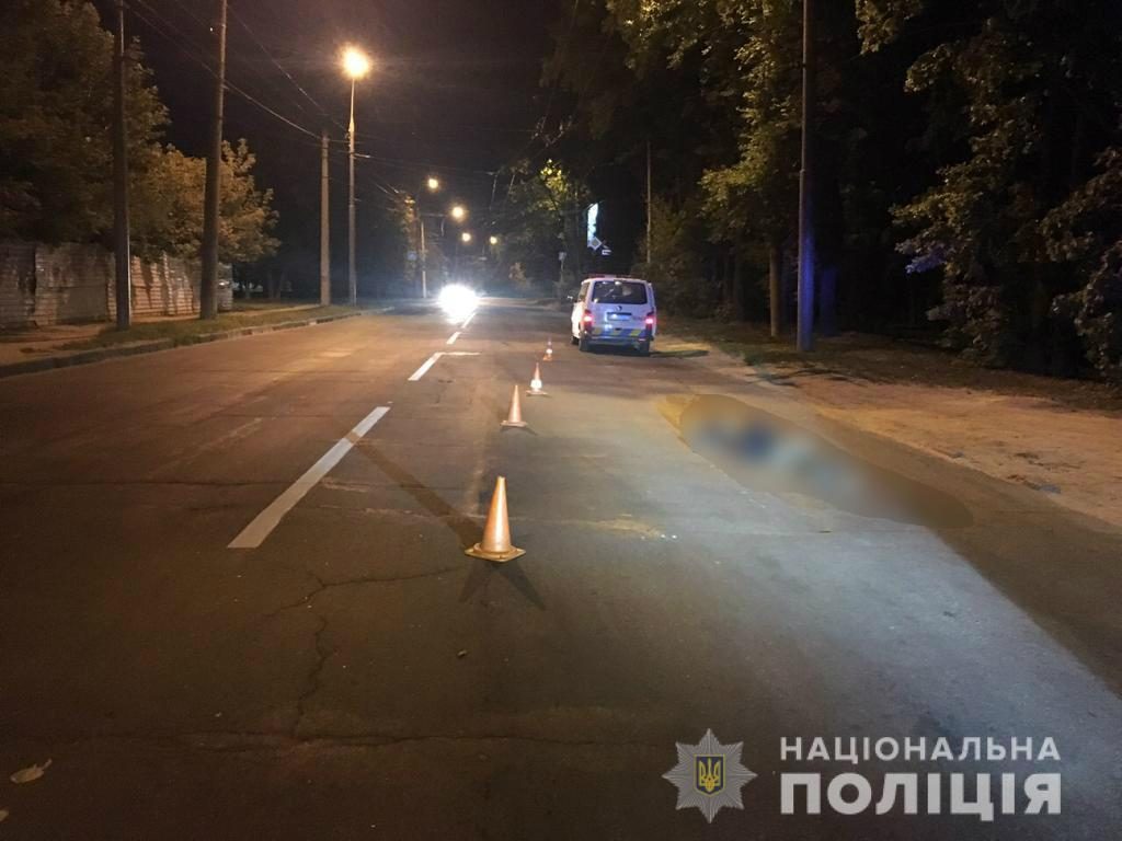 Полиция разыскивает водителя, который насмерть сбил мужчину в Харькове