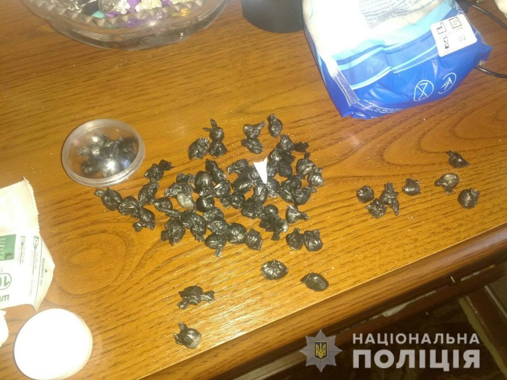 Полицейские разоблачили жительницу Харьковского района в хранении наркотиков