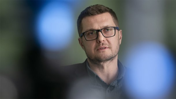 Зеленский предлагает Раде назначить председателем СБУ Баканова