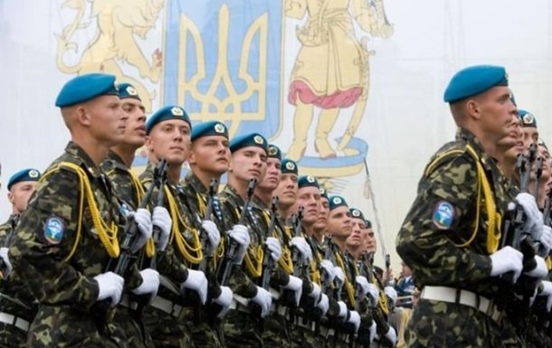 Сегодня — День памяти защитников Украины