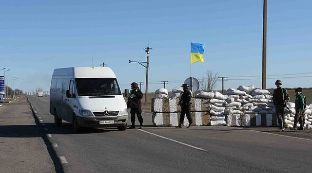 КПВВ «Майорское» закрыли из-за обстрелов со стороны боевиков