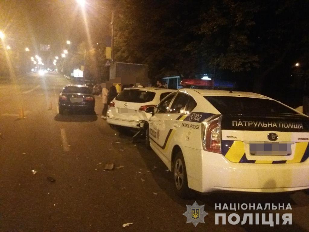 В центре Харькова произошло ДТП с патрульными (фото)