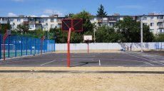 К началу учебного года в 11 харьковских школах откроют спортивные площадки (фото)
