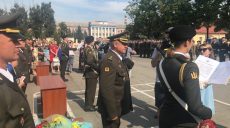 В Харькове курсанты-танкисты первого курса приняли присягу