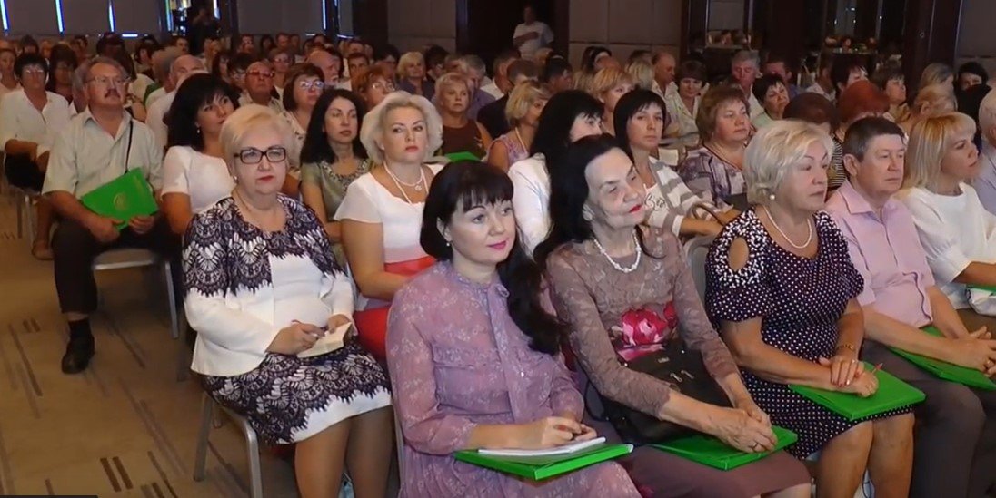 Якість та доступність освіти обговорили у Харкові (відео)
