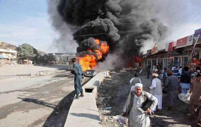 В Афганистане подорвался микроавтобус: есть жертвы