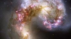 Hubble снял редкий космический коллапс