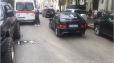 ДТП в центре Харькова: пострадала 16-летняя девушка (фото)