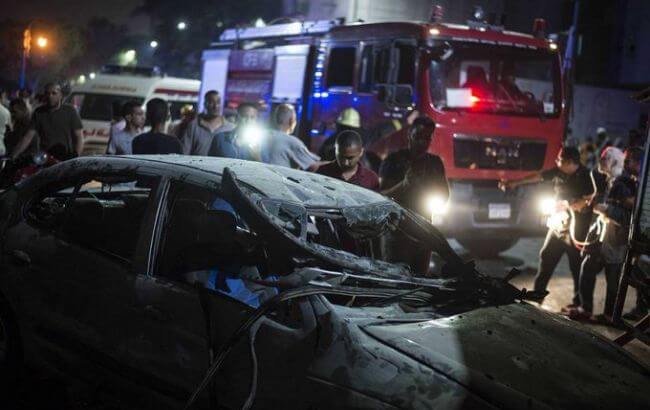 Взрыв в Каире: погибло 17 человек