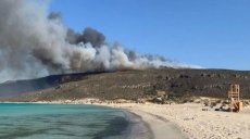 Пожары на греческом острове: эвакуированы тысячи туристов