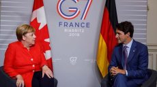 Трюдо и Меркель подчеркнули важность реформ в Украине