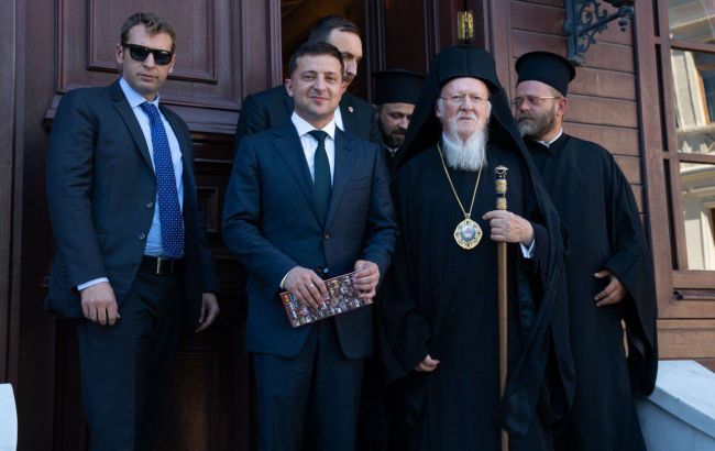 Зеленский заявил Варфоломею о невмешательстве в церковные дела