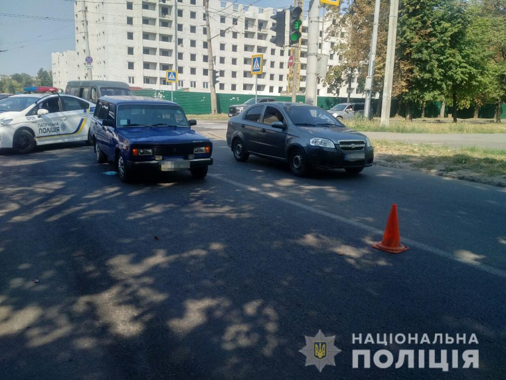 В Харькове пенсионерка попала под колеса легковушки