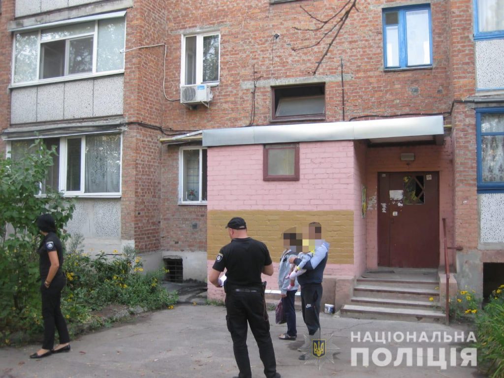 Харьковчанин, выкинувший жену из ревности в окно, находится в изоляторе