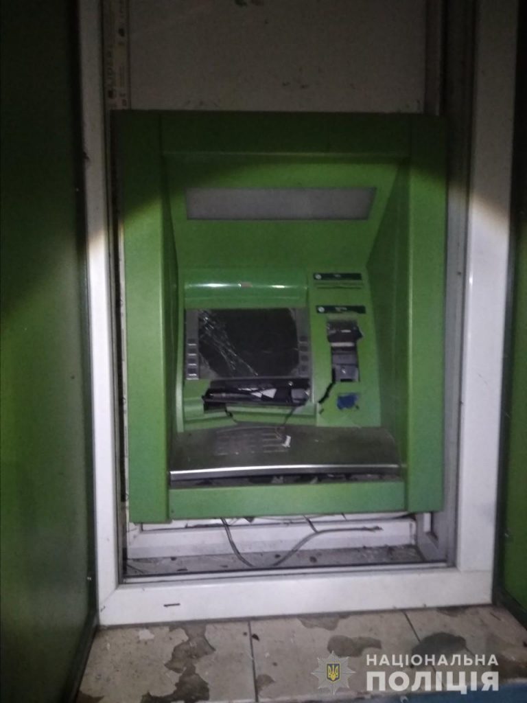 На Харьковщине снова взорван банкомат (фото)