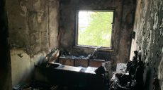 Находясь вне службы спасатель помог коллегам спасти людей из пожара
