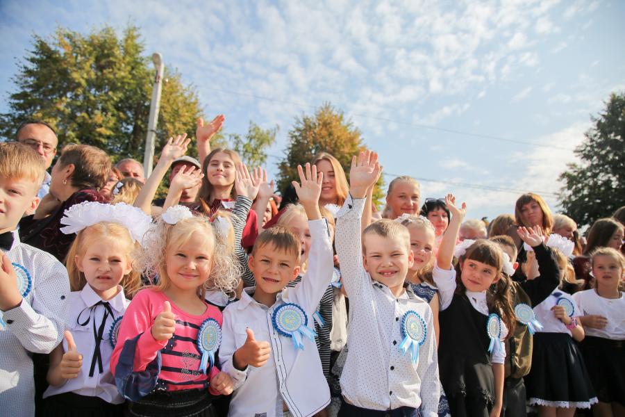 В первые классы на Харьковщине пошли более 25 тысяч школьников