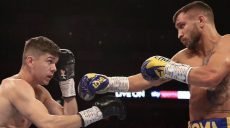 Бокс: Ломаченко завоевал третий чемпионский пояс