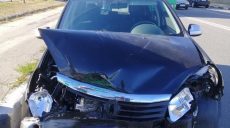 На Белогорской Renault столкнулся с троллейбусом (фото)