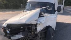 На Салтовском шоссе столкнулись ИЖ 2715 и Daewoo (фото)