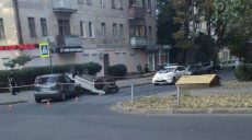 На ул. Данилевского произошло ДТП с «переворотом»