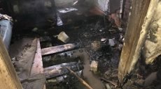 Спасаясь от огня, житель Харьковщины погиб на пороге своего дома