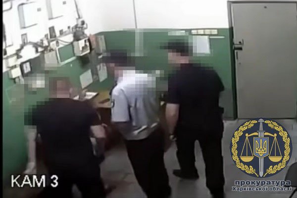 Дело об издевательствах полицейских над пассажирами метро передано в суд