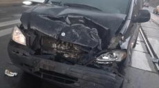 На Полтавском шляхе столкнулись Mercedes и Fiat (фото)