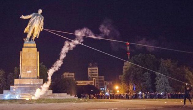 П’ять років без вождя пролетаріату на майдані Свободи (відео)