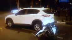 Байкер попал в ДТП с кроссовером в Харькове