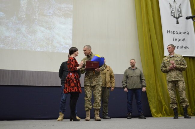 «Первая вернувшаяся из аэропорта группа сказала нам на дорожку: скорее всего, вы не вернетесь» — разведчик Александр Колодяжный