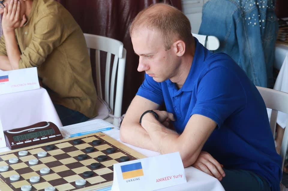 Харьковчанин выиграл чемпионат Европы по шашкам