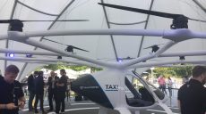 В Германии состоялась презентация летающего такси «Volocopter»