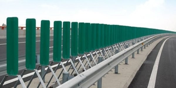 На дорогах Украины установят противоослепляющие экраны
