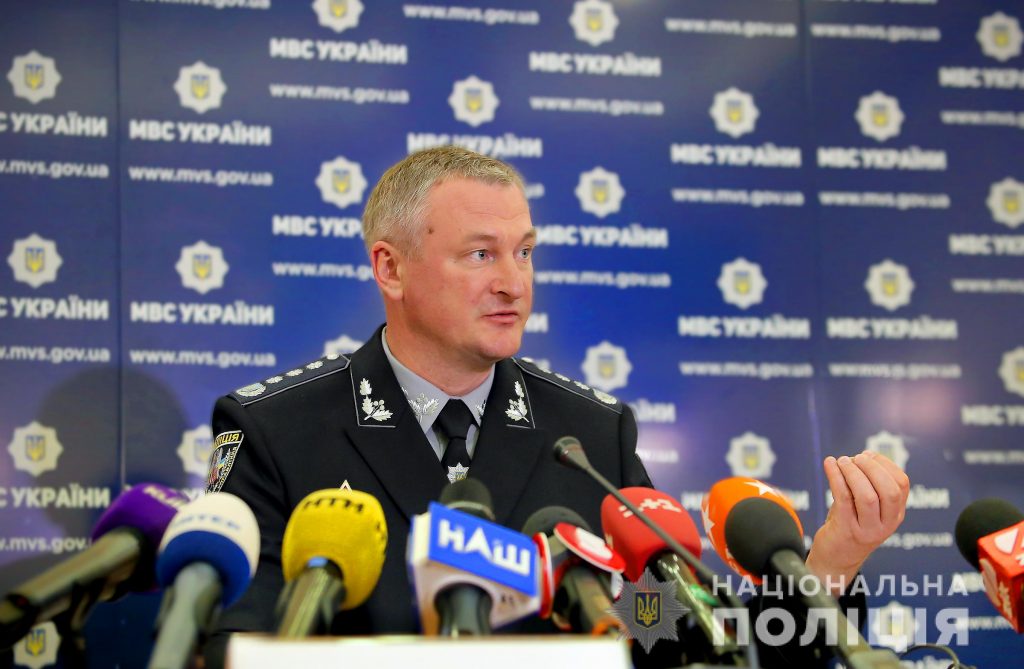Председатель Национальной полиции подал в отставку (видео)