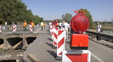 Частину мосту, що обвалилася на харківській кільцевій у напрямку Пісочина, обстежила спеціалізована комісія (відео)