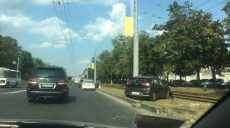 На Сумской «Kia» снесла светофор (фото)