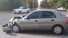 На пр. Академика Курчатова столкнулись ВАЗ и Daewoo (фото)