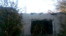 На Харьковщине под обломками сгоревшего дома нашли обгоревшие останки человека (фото)
