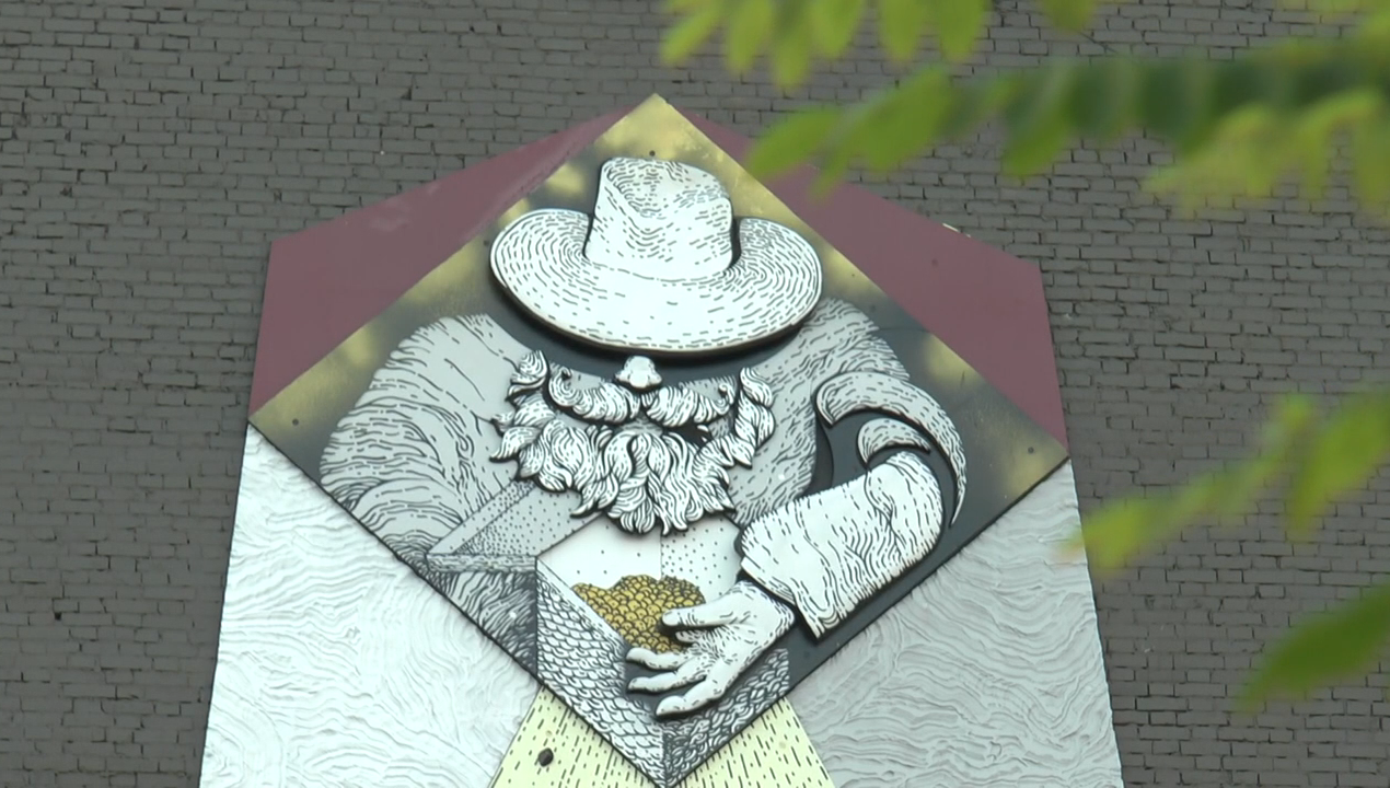 В центре Харькова появился мурал «Сеятель» (фото)