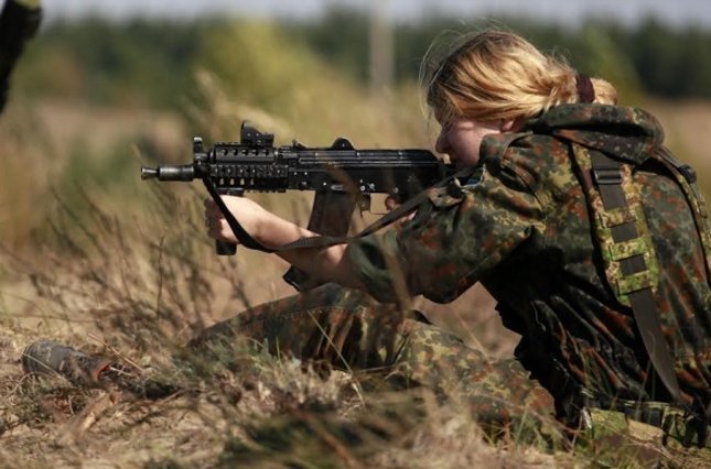 Назвемо кожну поіменно: 6 жінок-військових, що загинули на Донбасі (фото) — Україна молода