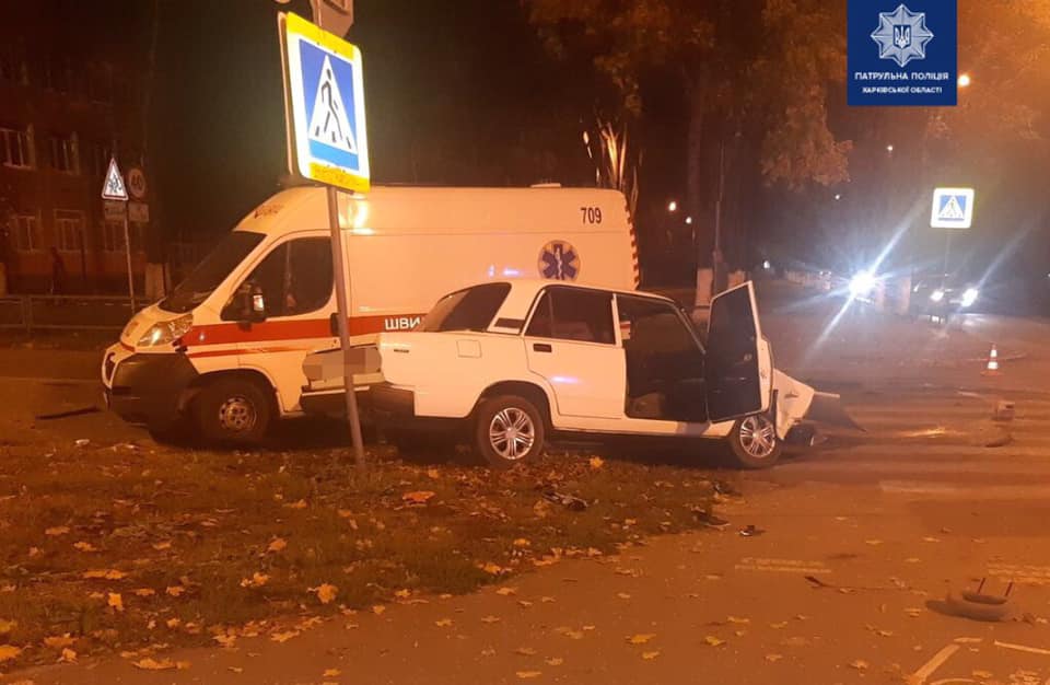 В ДТП на перекрестке Момота и Библика травмирован водитель (фото)