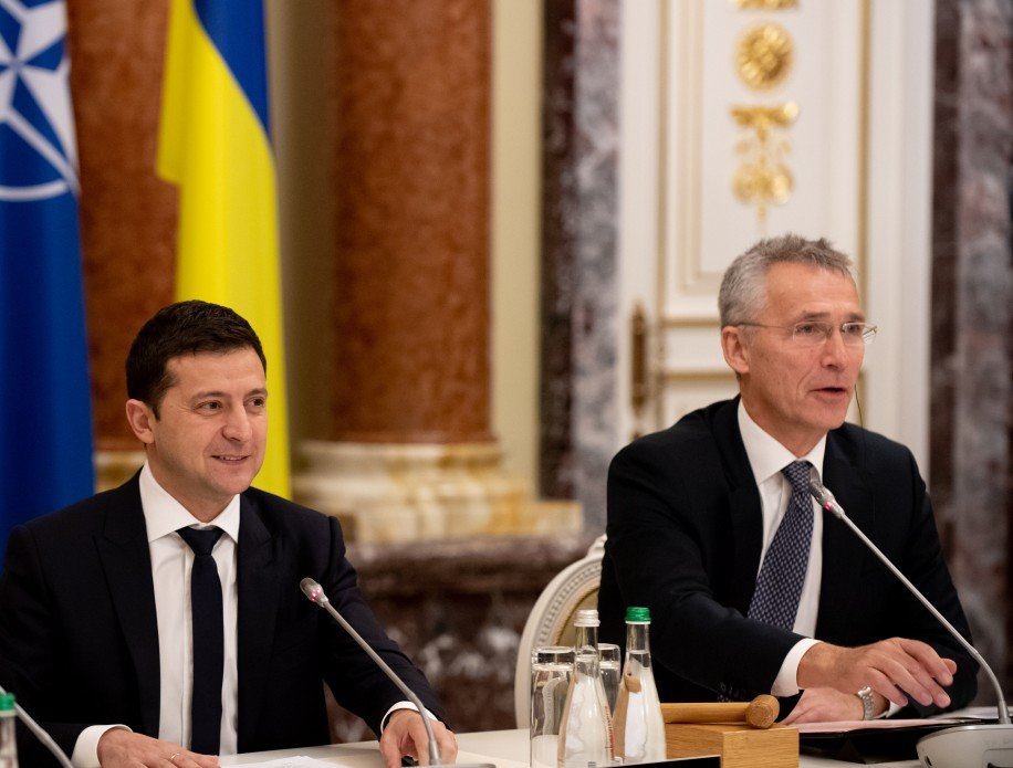 Украина заинтересована в расширении сотрудничества с НАТО — Зеленский