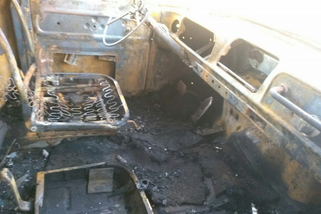 На выезде из Харькова загорелся грузовик (фото)