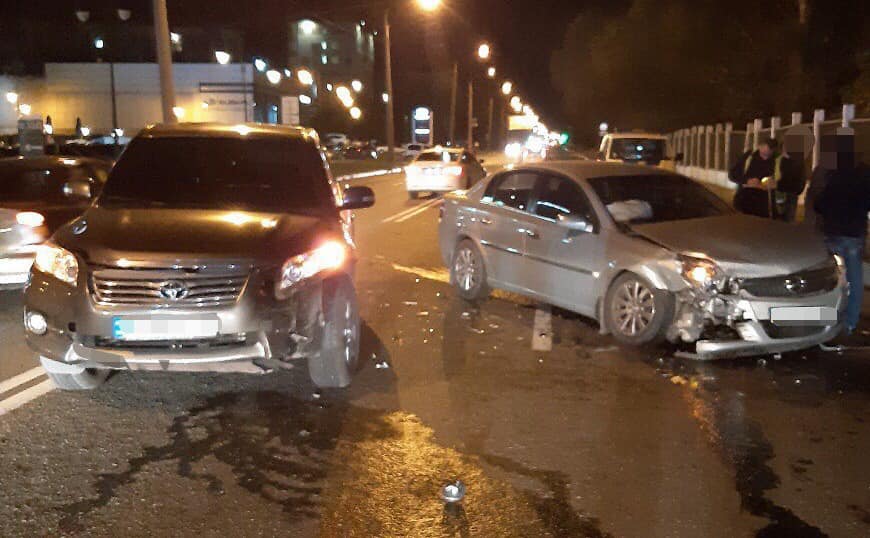 На ул. Академика Павлова произошло ДТП с потерпевшими (фото)
